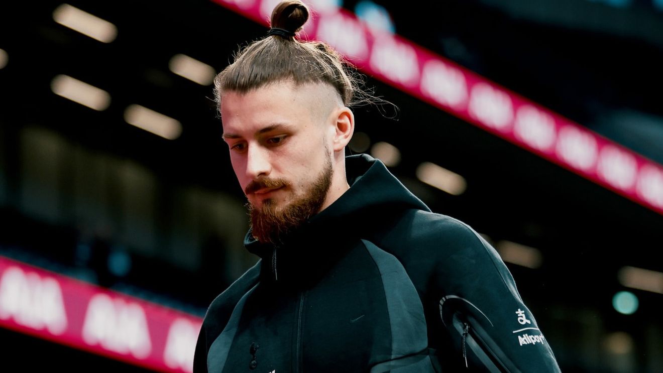 Radu Drăguşin trebuie să plece de urgență de la Tottenham! Ce s-a întâmplat la meciul cu Sunderland