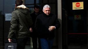 Giovani Becali, criză de nervi la tribunal:** "Chemați organele să mă lege! Dați-mi 20 de ani, doamnă! Mă sacrific eu pentru toți!"