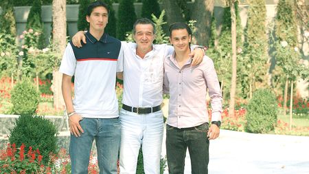 Becali este mândru de ultimele transferuri ale Stelei