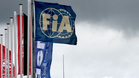 FIA reintroduce regula "107 la sută" în Formula 1 din 2011