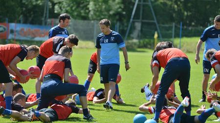 Steaua pleacă peste hotare pentru un amical tare!** Pe cine vor întâlni sâmbătă jucătorii lui Laurențiu Reghecampf