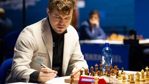 E Magnus Carlsen cel mai bun șahist al tuturor timpurilor? Garry Kasparov a dat răspunsul: „Pe orice listă ai face, în orice fel de combinație...” | VIDEO EXCLUSIV