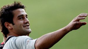 Chivu către italieni: "Cumpărați jucători din România"