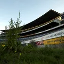 Stadionul de 38.628 de locuri a ajuns o ruină. A fost abandonat după cutremur și au intrat buldozerele în el