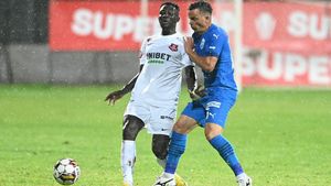 Mihai Stoica, vehement în privința transferului lui Baba Alhassan la FCSB: „Să dăm bani pe el ca să stea Olaru sau Edjouma pe bancă?”