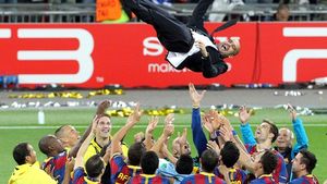 ȘOC pe "Camp Nou"!** Guardiola lasă Barcelona pentru cel mai mare salariu din ISTORIA fotbalului