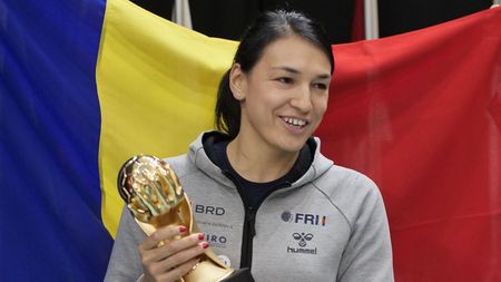 Cristina Neagu, prima reacție după ce a primit „Balonul de Aur” din handbal. „Nu sunt nici Messi, nici Ronaldo”