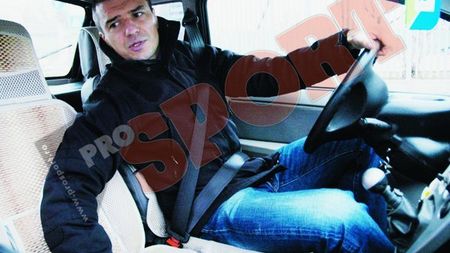 Colegii au crezut că a luat-o razna: "Dacă-i dau un șut, pornește!"** FOTO Pancu și-a luat "bolid" și conduce fără permis!