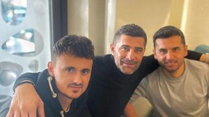 Ce se întâmplă cu antrenorul secund al lui Nicolae Dică, după ce a fost lovit în cap cu o sticlă, în plină stradă! Prima reacție a bărbatului agresat