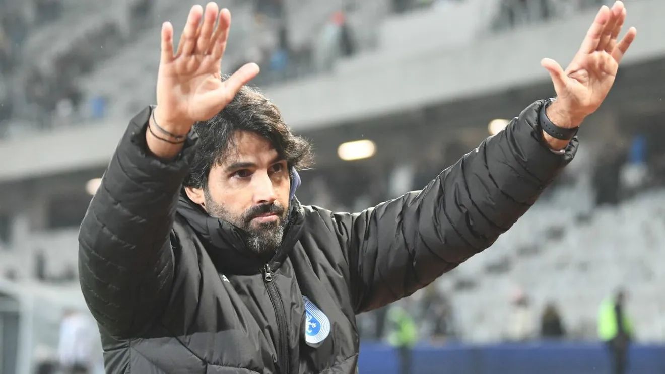 Filipe Coelho, misterios când a fost întrebat despre plecările de la Craiova: „Fereastra de transferuri e deschisă”
