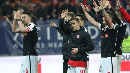 Loviți de ghinion înainte de ultimul meci care-i poate duce în play-off! Apărarea lui Dinamo e în piuneze, după ce un titular s-a rupt
