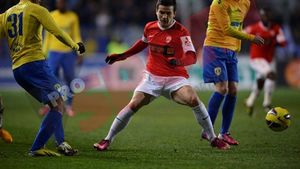 "Lupii" au sfâșiat "câinii" și urcă pe locul 4 în Liga I!** Petrolul - Dinamo 2-1!