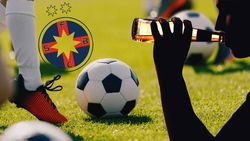 EXCLUSIV Așa ceva nu s-a mai văzut la FCSB: „Le dădeam să bea în cantonament și îi puneam să danseze”