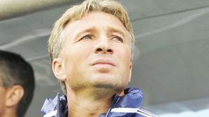 "I-am luat pe Rusescu și Bourceanu, pe toți! Urmează și alții"** Super Dan clarifică situația 'țintelor' din Liga 1. Ce spune despre proiectul Dinamo Moscova