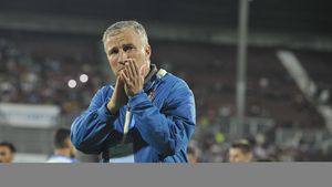 "Preferam să primesc gol și să câștig". Dan Petrescu crede că merita să iasă învingător din derby și a mai găsit un detaliu de care să se lege: "Nu știu de ce s-a schimbat"