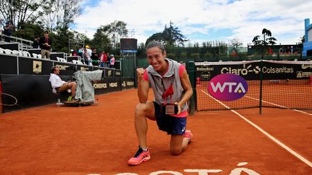 Zi magnifică pentru Francesca Schiavone! Campioana de la Roland Garros 2010 a scris o poveste superbă, la 36 de ani: titlu la Bogota și victoria cu numărul 600 din carieră