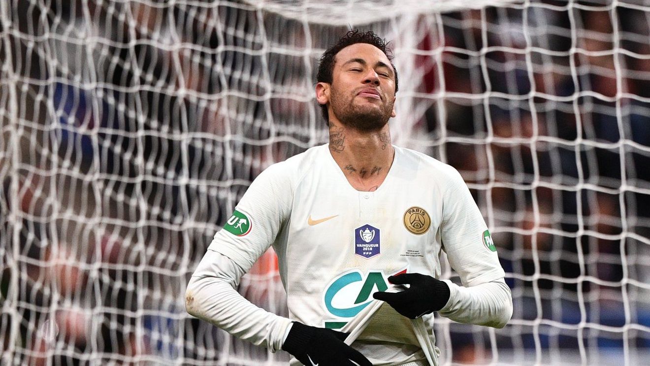 Neymar, acuzat de viol! UPDATE Starul brazilian spune că e victima unui șantaj: "A fost o capcană și am căzut în ea. Va fi o lecție pentru mine"
