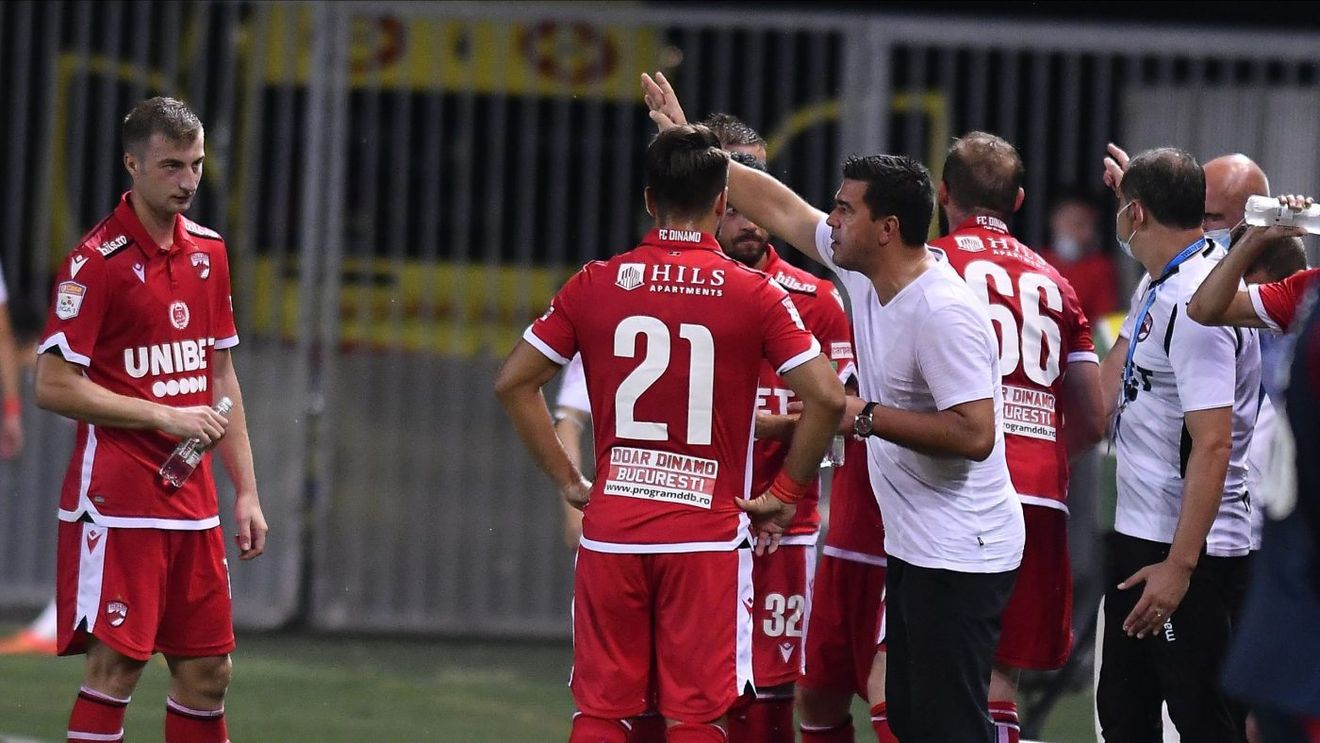 Dinamo a mai facut trei transferuri pentru titlu: Jorge Pombo, Guillermo Fernandez Hierro și Tomas Mejias. Salariu de 20.000 de euro pe lună pentru noul portar al lui Dinamo