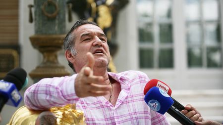 Becali e plin de NERVI după ultimul eșec: "Păi atunci, de ce a mai venit la Steaua?"** MESAJUL care i-a tăiat răsuflarea lui Levi