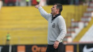 OFICIAL!** Sabău e noul antrenor al lui Dinamo