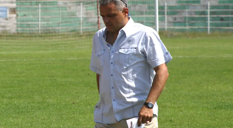 Iulian Mihăescu a semnat contractul cu FC Drobeta