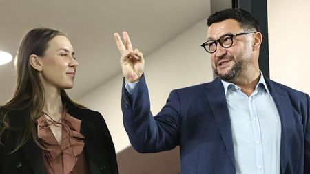 Viorel Moldovan și alte numele grele din fotbalul românesc, doriți de un club de drept public din Liga 2 care își dorește un restart!