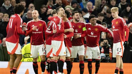 S-a aflat planul lui Manchester United, de la Bucureşti, la meciul cu FCSB. Aroganța englezilor în calcule