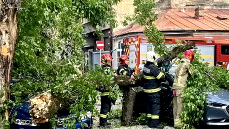 Vijeliile au făcut prăpăd în București și alte 60 de localități din 14 județe. S-au înregistrat victime și pagube materiale