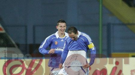 Stoica, cu gândul la câini!** "Meciul cu Dinamo e de 1 solist!"