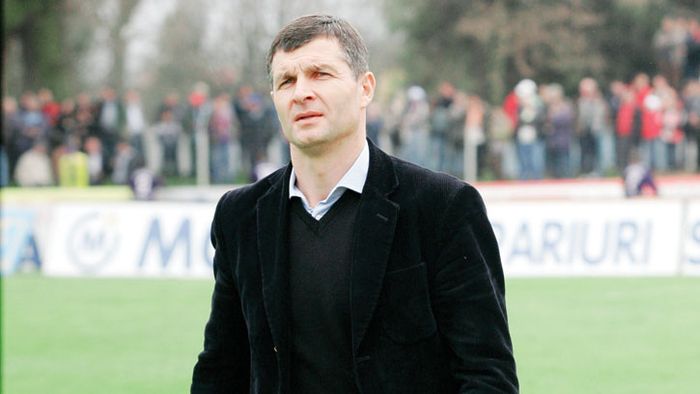 "Dacă nu vine Săbău, aducem un antrenor străin la CFR"