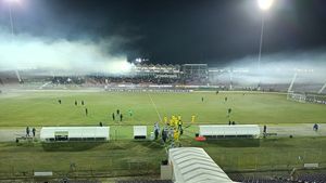 Stadionul ”Dan Păltinișanu” SE ÎNCHIDE! Președintele CJ Timiș oferă o soluție ridicolă pentru Poli Timișoara: să joace meciurile de acasă în afara orașului!?