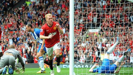 Paul Scholes își agață ghetele în cui: "De această dată e definitiv!"** Declarația emoționantă a lui Alex Ferguson