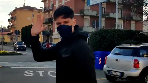 Dennis Man, așteptat de fanii italieni! Reacția fostului star de la FCSB după ce a făcut primele examene medicale: „Forza Parma!” | VIDEO