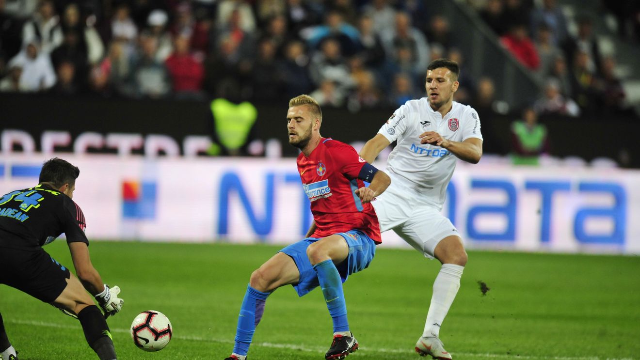 "E un blat total peste tot." Afirmația e cu trimitere directă către CFR și FCSB. Sezonul e deja compromis 