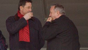 Porumboiu a confirmat că a discutat cu "Mister" pentru a-l angaja la Vaslui: "Da, vreau să-l aduc pe Dinu"