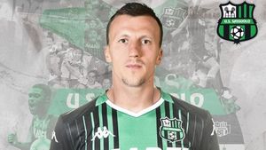 Chiricheș, rezervă la Sassuolo în Serie A! Fundașul român n-a mai jucat de opt luni într-un meci oficial