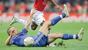 Evra: "Gata cu liga, vine euro"