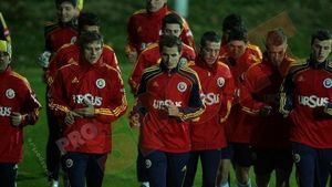 "La CM 2014 sigur nu mergem! E dezastru la ce vine din urmă!** Selecția e făcută doar pe pile sau interese"