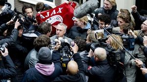 Birouri GOALE la Ajax! ** Johan Cruyff și stafful său vor fi concediați din cauza războiului intern din cadrul clubului