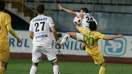 A semnat cu "U" pentru a ajunge în Ghencea!** Ce stelist a devenit monedă de schimb în cel mai ciudat transfer al verii