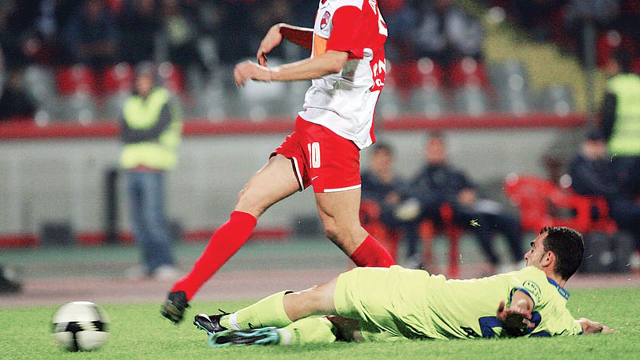 Tamaș a ajuns la cuțit