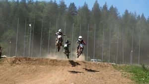 Puștii se întrec în cai putere la Dementor KTM Motocross Cup
