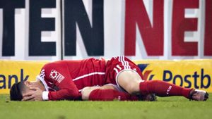 "Nici nu știa care este scorul la pauză". James Rodriguez a aflat verdictul medicilor, după accidentarea urâtă din meciul cu Gladbach