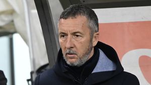Ce gest a făcut Mihai Stoica după FCSB - Rapid 2-1. S-a dus la fotbaliștii campioanei și le-a interzis să scandeze asta!