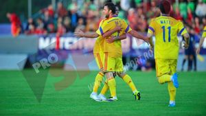 Schimbăm liniile, dar ne salvează tot vechea gardă: Raț aduce victoria cu Albania. "Rămân vechile carențe". Cine este remarcatul lui Cornel Dinu