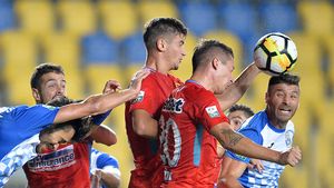 ULTIMA ORĂ: "Boost" pentru FCSB! Fotbalistul care "desenează" pe teren revine în echipa lui Vintilă și poate fi folosit imediat