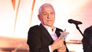 Giovanni Becali l-a sunat personal pe fotbalistul lui Dan Șucu și l-a „tras” de urechi: „Arată aroganță. Așa jucau Maradona, Platini”