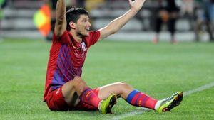 Tănase a picat la mijloc între Becali și familia Penescu!** Cum își poate rata cariera "bombardierul" Stelei