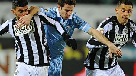 Ștefan Radu nu a luat parte la rușine:** AC Siena - Lazio Roma 3-0! Palermo este noua "lanternă" în Serie A