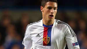 Arsenal își poate rezolva problemele defensive în iarnă. Fabian Schar: "Îmi doresc foarte mult să joc în Premier League"